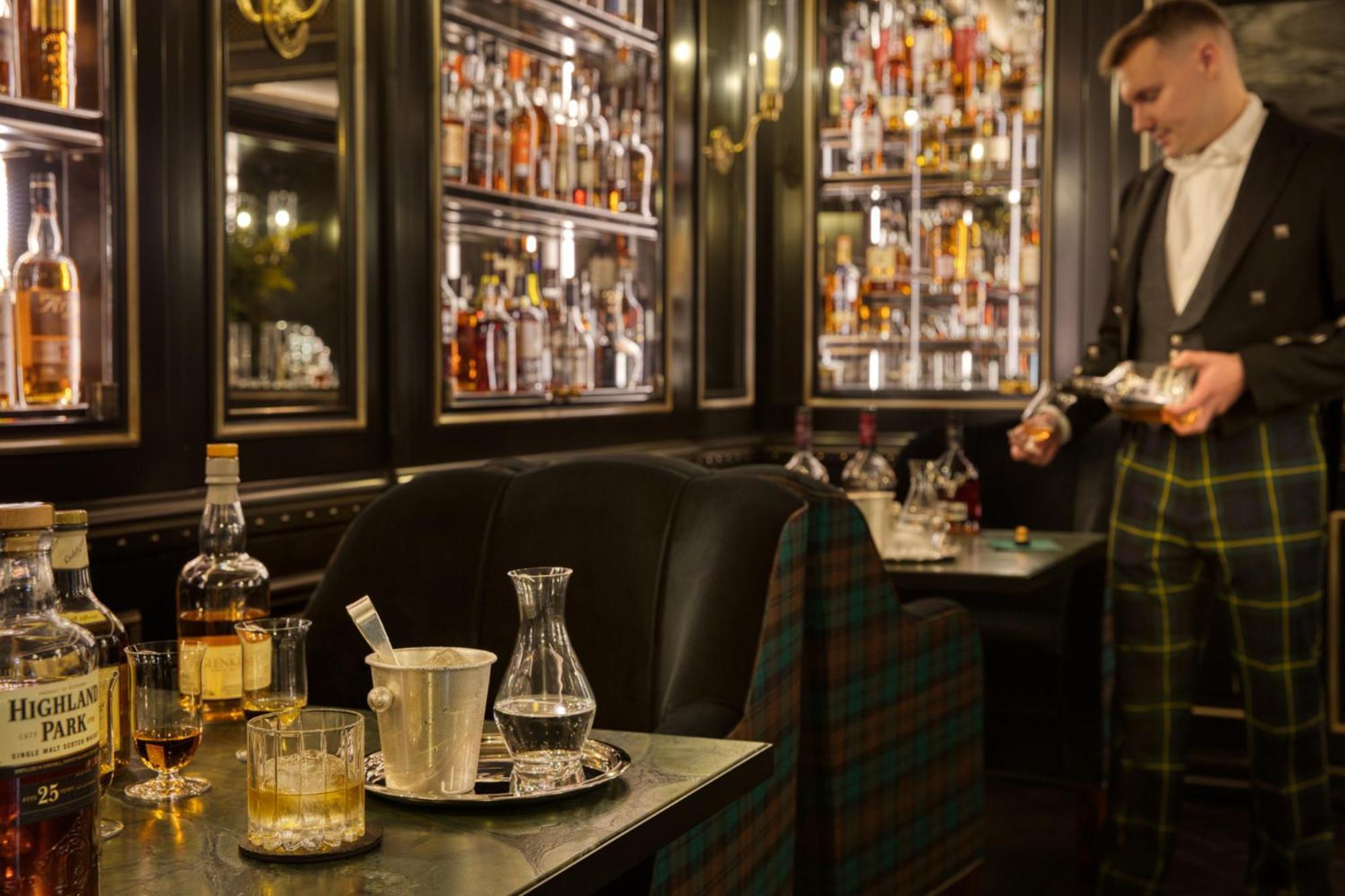 100 Princes Street Отель 5*