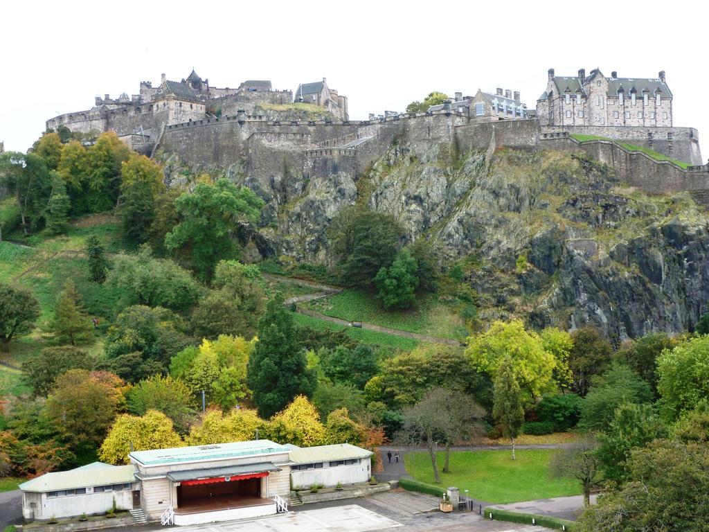 100 Princes Street Отель 5*