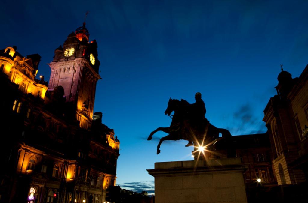 Отель 100 Princes Street 5*